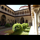 Ein Innenhof in der Alcázar von Sevilla